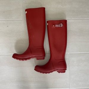 Hunters Boots Size 8